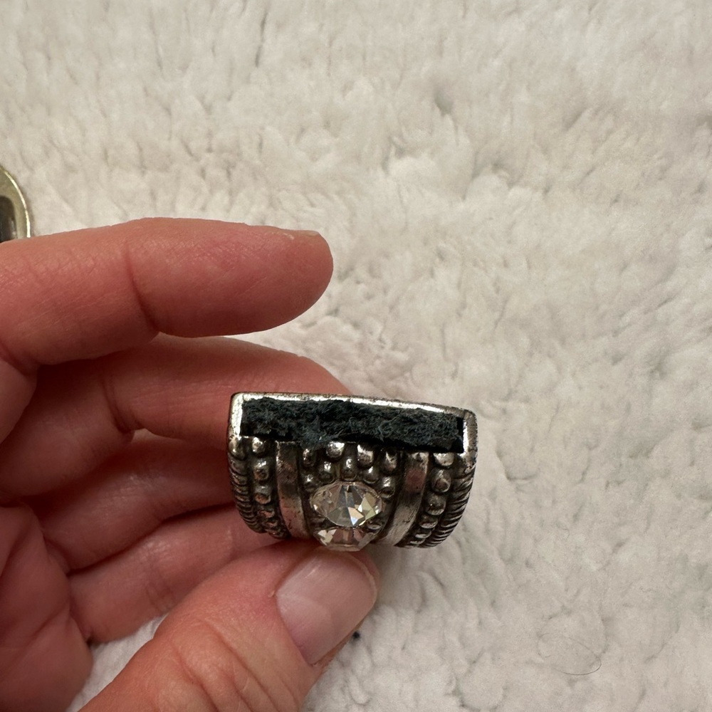 Belt clasp - this was the clasp to a belt. Belt broke. Price is clasp only. - Picture 6 of 7